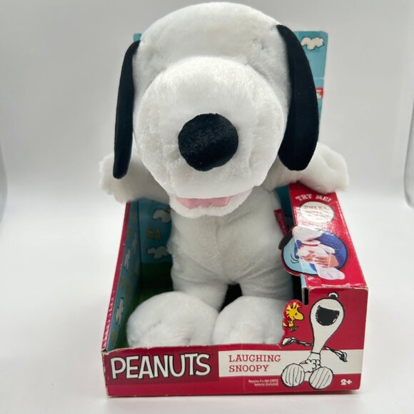 Snoopy‎ Plush Toy 12" Peanuts Laughing Interactive Shake To Laugh Sound NEW - Picture 2 of 8